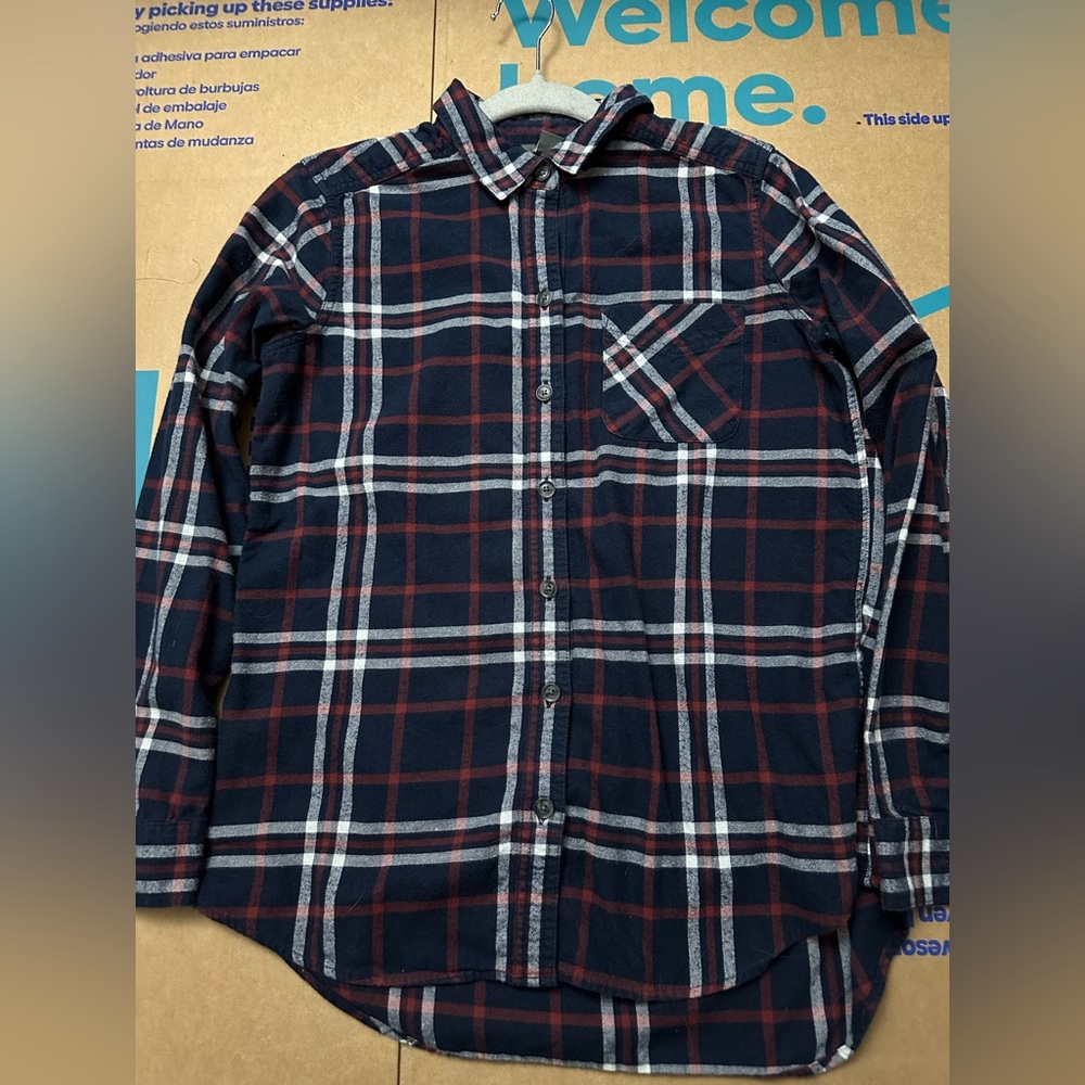 Eddie Bauer Navy and Red Checkered Shirt. Size Small Women
